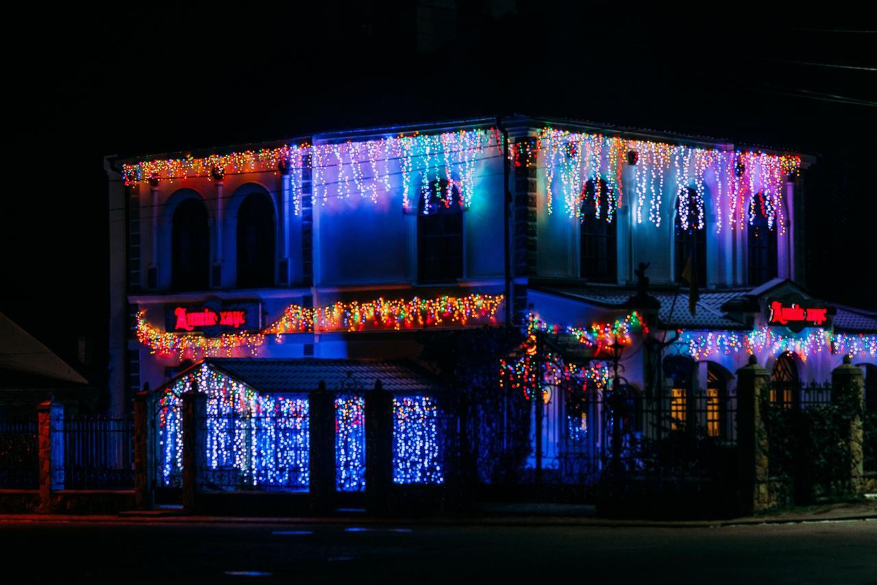 Antique House Hotel ドゥブノ エクステリア 写真